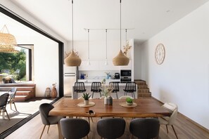 Dining - Villa MIASULI, 4 bedrooms, walk to the beach, private pool, Pinarello (STE LUCIE)