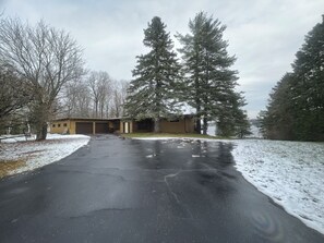 Property grounds - The Chicagon Cove House (Stambaugh Township)