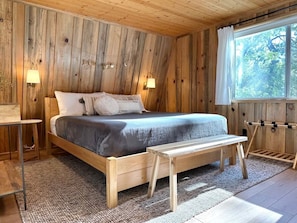 2 Schlafzimmer, Schreibtisch, Bügeleisen/Bügelbrett, kostenloses WLAN