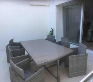 Outdoor dining - Maison Pêcheur Cosy Proche Plage et Port 6pers (Les Sables-d'Olonne)