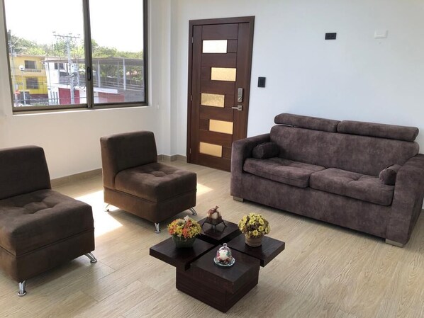 Living area - Enchanted Suite, San Cristobal- Galapagos  (Puerto Baquerizo Moreno)