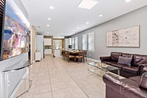 Interior - Last Minute Disney! Private Pool, Hot Tub & Themed Bedrooms. Book Now! #109581 (Orlando)
