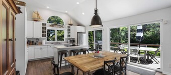 Spacious Southampton Home in Shinnecock Hills, Central Between Southampton,...