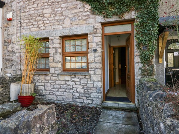 Exterior - Time and Tide (Carnforth)