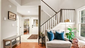 Interior - The Outpost Camelback: Walk to Ski, Swim, Fun! (Tannersville)