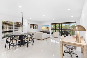 Interior - Brand New 2024 Home on PGA National Golf Course by Guaranteed Rental™ (Palm Beach Gardens)