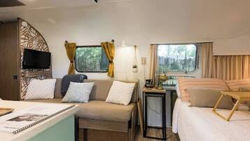 Wifi gratis y ropa de cama