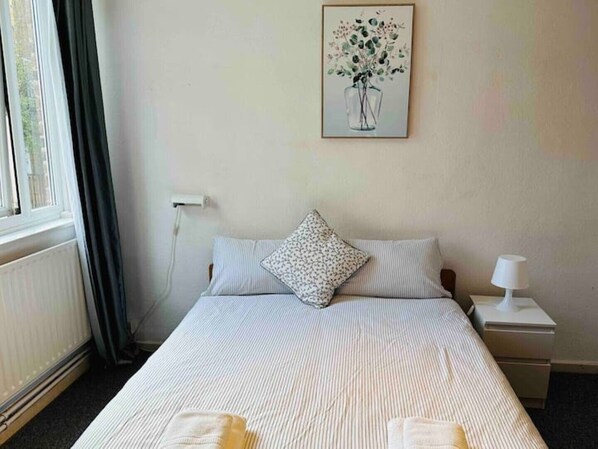 2 Schlafzimmer, Bügeleisen/Bügelbrett, WLAN, Bettwäsche