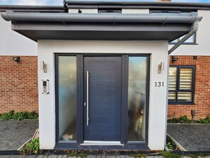 Exterior - Horizon House, Stunning 2-bed, Parking, Oxford, F1 (Oxford)