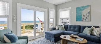 C-Shore Retreat - Great Views, Steps to the sand!