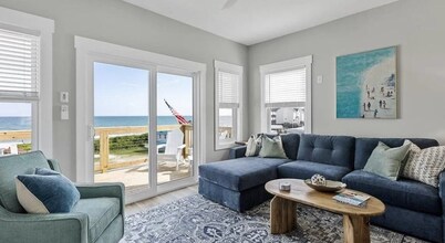 C-Shore Retreat - Great Views, Steps to the sand!