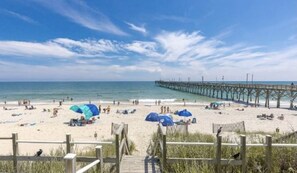 Am Strand, Liegestühle, Strandtücher