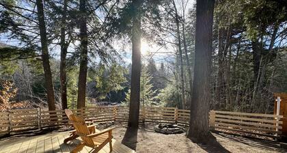 Brook Haven Retreat - Minutes to Mt. Snow / Stratton. Pet Friendly!