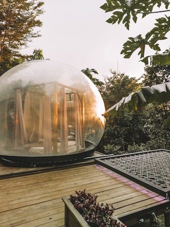 Terrace/patio. ¡escapada Romántica! Glamping en Burbuja con Jacuzzi Privado Para Dos