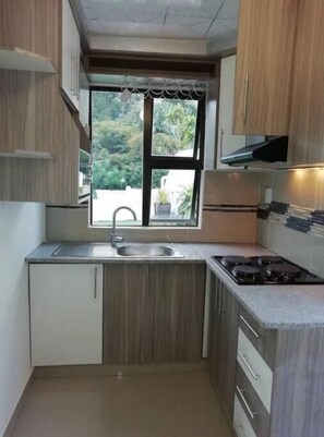Microwave, stovetop, electric kettle, toaster