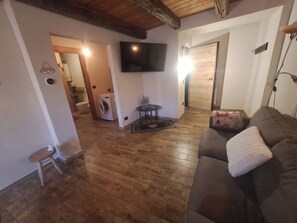 Living area - La Maison du Coeur. An unforgettable vacation in the center of the Western Alps (Oulx)
