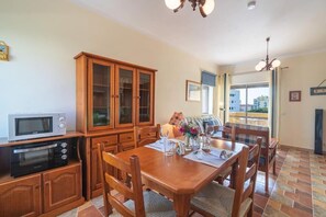 Dining - Vilamoura Blue Horizonte T1 (Quarteira)