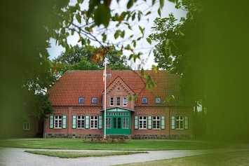 Herzlich willkommen im Herzoglichen Forsthof Stolpe