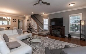 TV connectée, cheminée