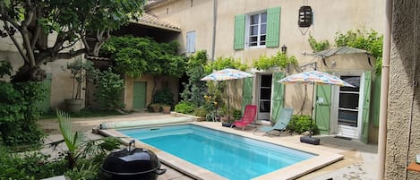 Piscine extérieure