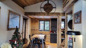 Dining - Appt Prestige Pied Pistes (La Clusaz)