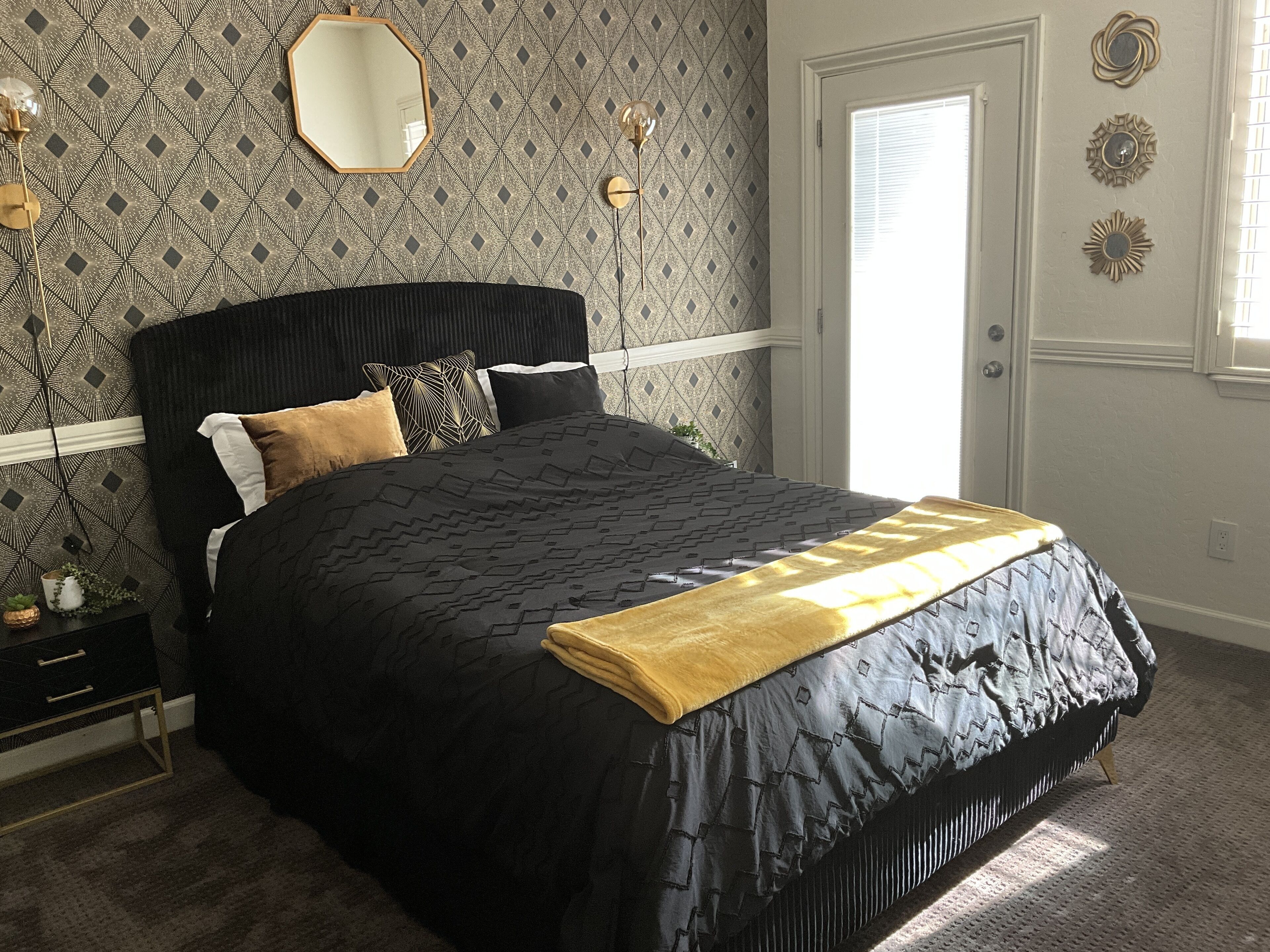 Elegant Montage Family Estate.  Step into our chic estate, a designers dream.