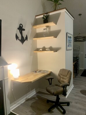 Interior - The Driftwood House is completely remodeled 3 bedroom 2 bath centrally located. (Wilmington)