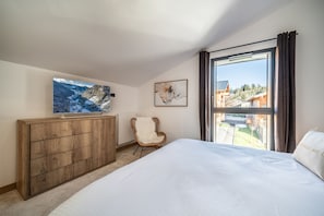 2 habitaciones, tabla de planchar con plancha, internet y ropa de cama 
