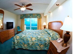 2 bedrooms - Fort Lauderdale Beach Resort - name says it all
 (Fort Lauderdale)