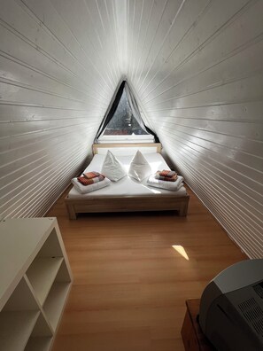 3 bedrooms, iron/ironing board, travel cot, free WiFi - Ferienhaus im Märchenwald am Rande der Lüneburger Heide, Ovelgönne bei Celle (Hambühren)