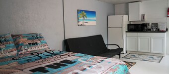 Franky and Louie's Bunkhouse 2