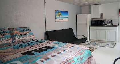 Franky and Louie's Bunkhouse 2