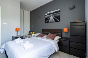 3 chambres, accès au Wi-Fi (inclus), literie fournie