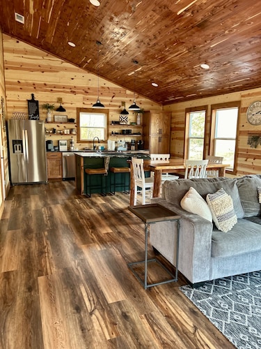 Livin on the Edge Cabin in Albert Pike Recreation Area. Beautiful place to stay!