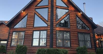 Welcome to Appalachian Lodge! Luxurious cabin situated on a beautiful property