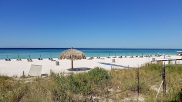 Accommodatie ligt op het strand