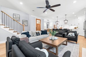 TV connectée, cheminée