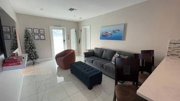 Smart-tv en een open haard