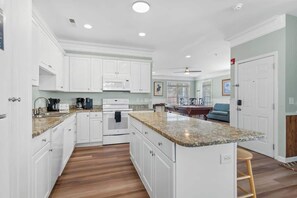Fridge, microwave, oven, stovetop - 8BR | Sleeps 22 | Pool | Steps To The Beach |20428 (North Myrtle Beach)