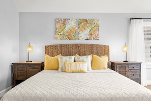 4 bedrooms, iron/ironing board, WiFi