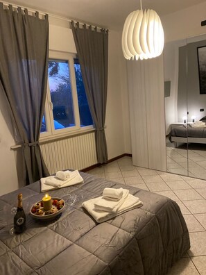 2 Schlafzimmer, Bügeleisen/Bügelbrett, kostenloses WLAN, Bettwäsche