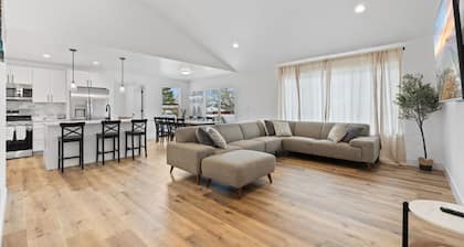 Family Home Orem 4BD w/ Hot Tub