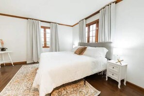 5 soverom, safe på rommet, skrivebord og wi-fi (inkludert)