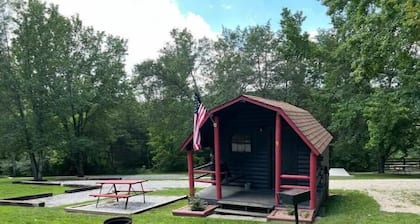 Rustic 1 room Cabin