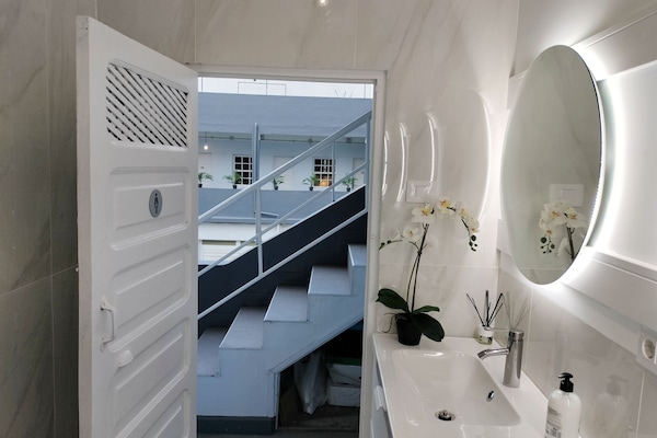 Double Room, Shared Bathroom | Bathroom | Shower, rainfall showerhead, hair dryer, towels