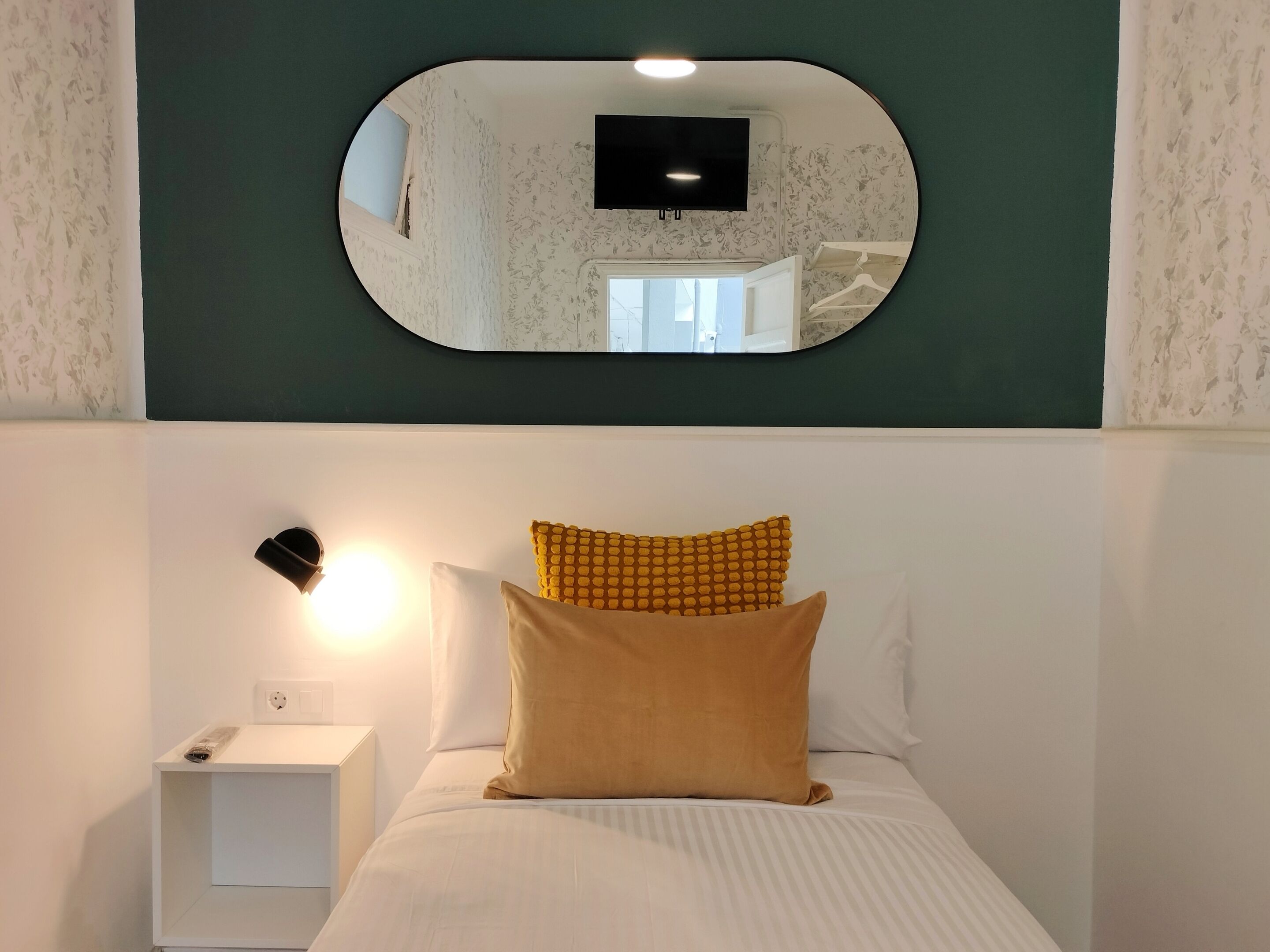 Photo - Room27- city center