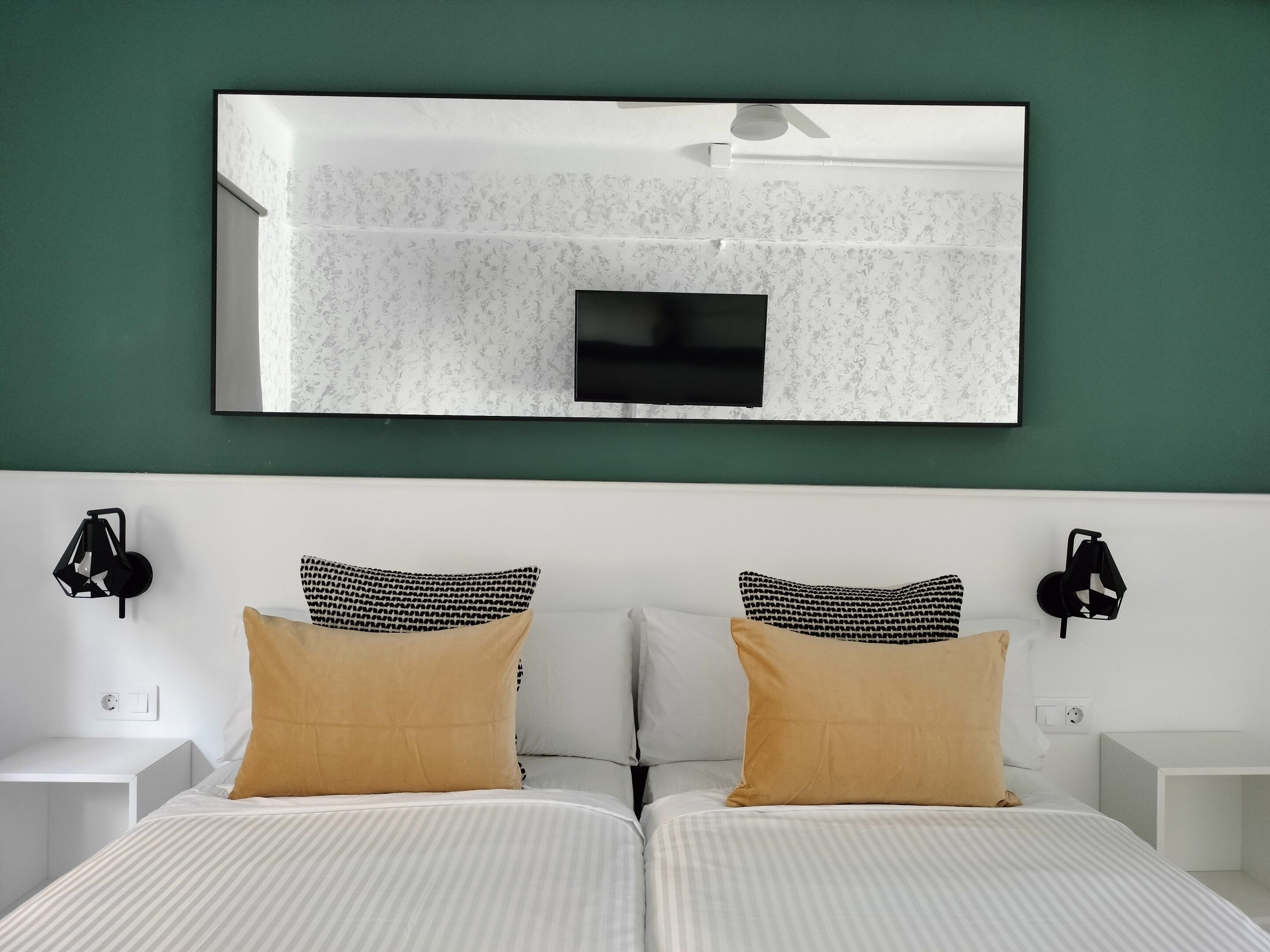 Photo - Room27- city center