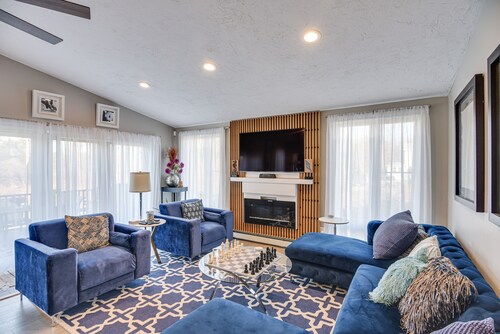 Pet-Friendly Narragansett Home w/ Deck + Gas Grill