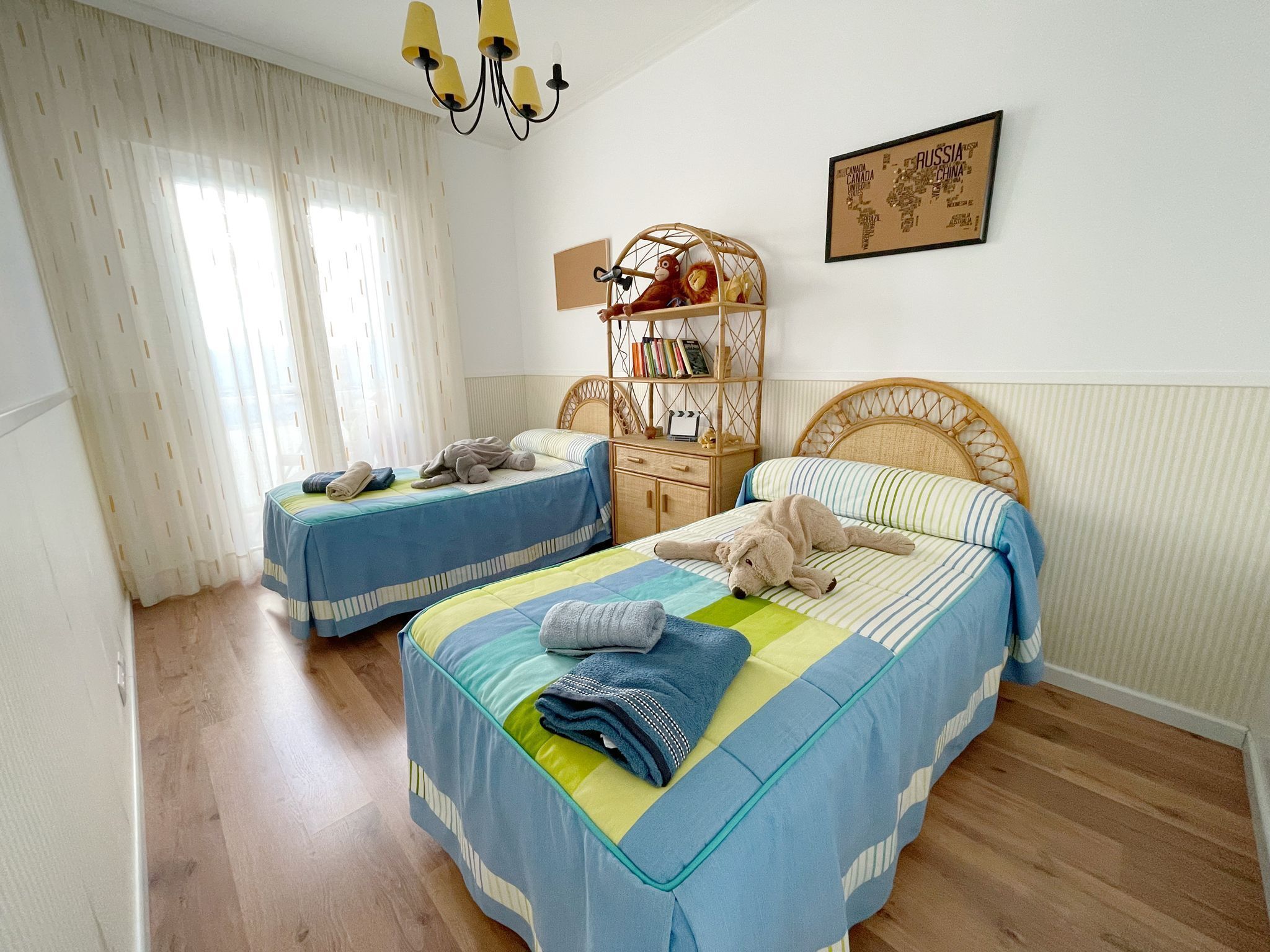 4 間睡房、熨斗/熨衫板、免費 Wi-Fi、床單