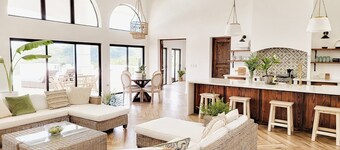 Luxueuse Villa Privée Avec vue Panoramique et Piscine Infinie